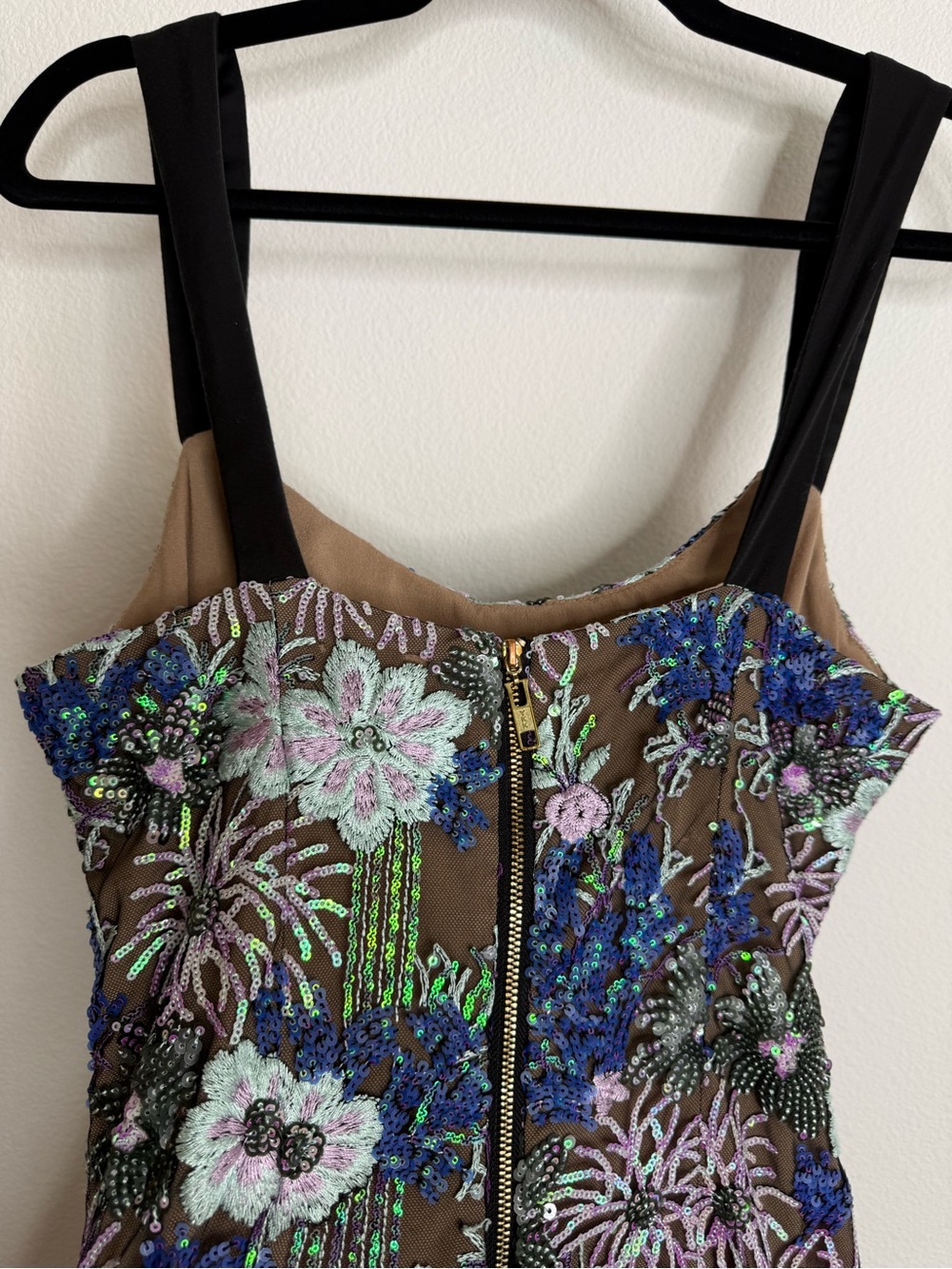 ELLIATT Paige Sequin Mesh Midi Dress Sz Small - Picture 16 of 16